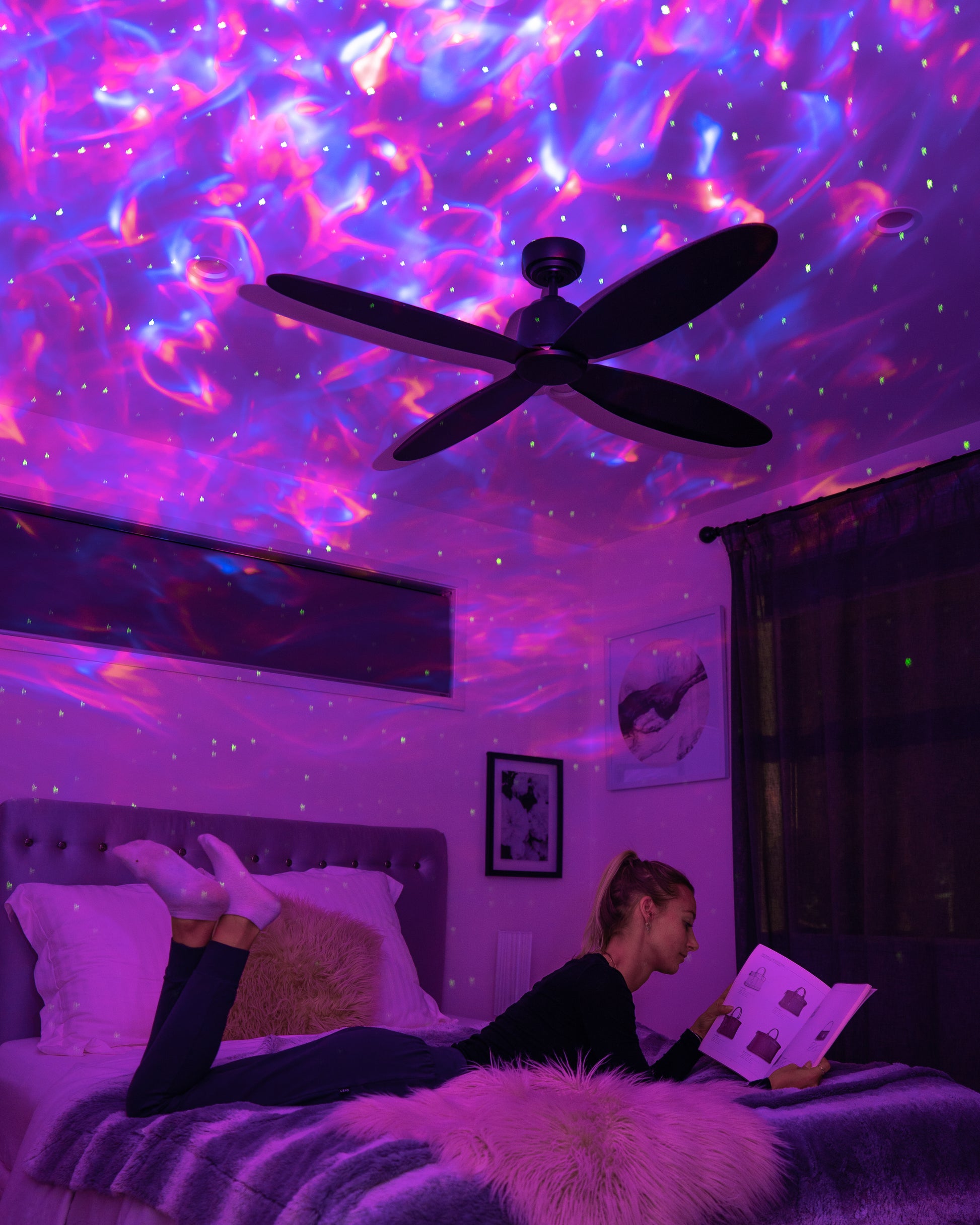 Smart WIFI Lights of the Galaxy Projector lights of the galaxy