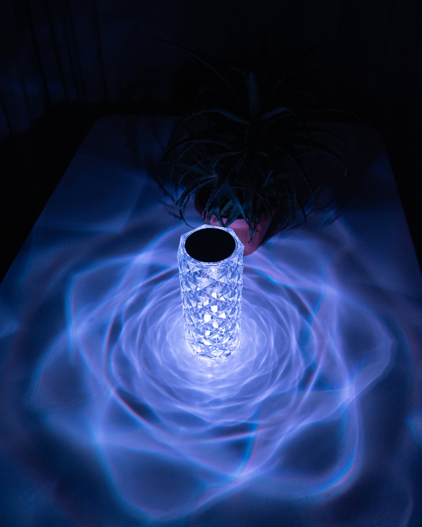 Zafiro Table Lamp lights of the galaxy